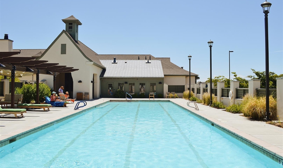 Garden Park Pool