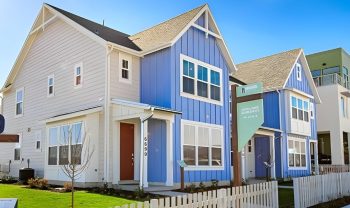 Holmes Camden Model Holmes Camden Model