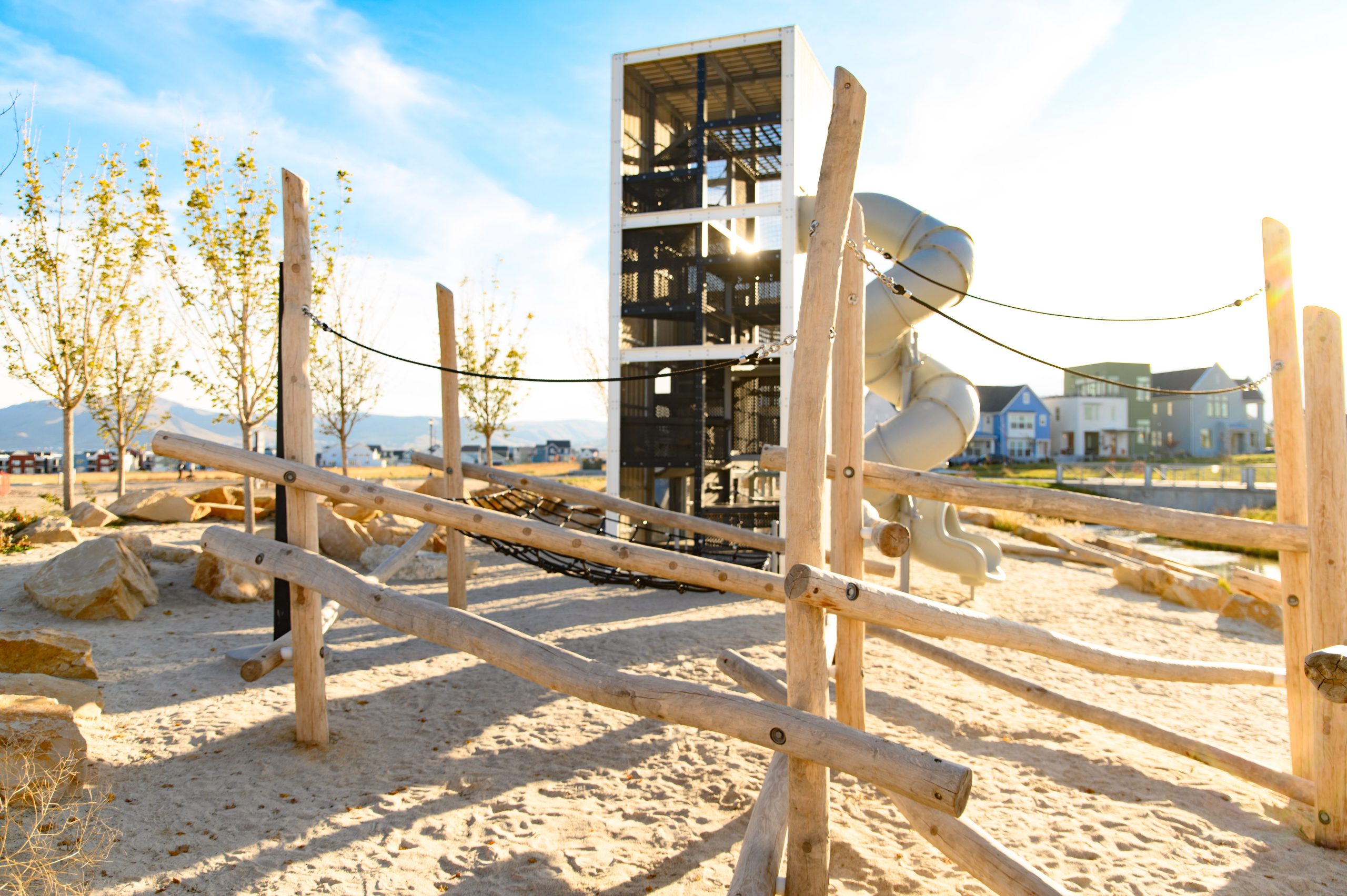 A wooden structure in Lookout park.