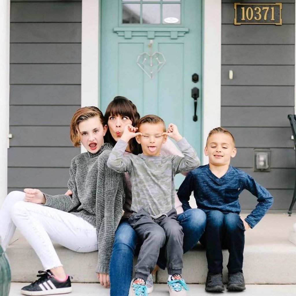 Kids pose with silly expressions | South Jordan, Utah